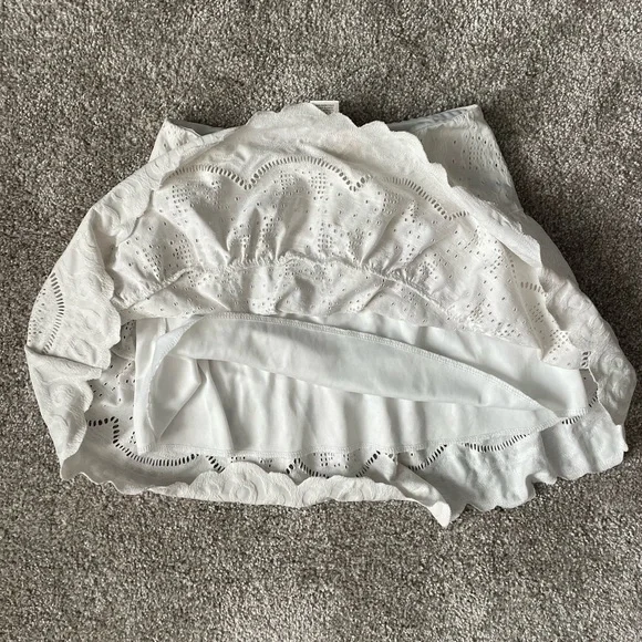 URBAN Romantics White Eyelet A-Line Skirt - Picture 4 of 7